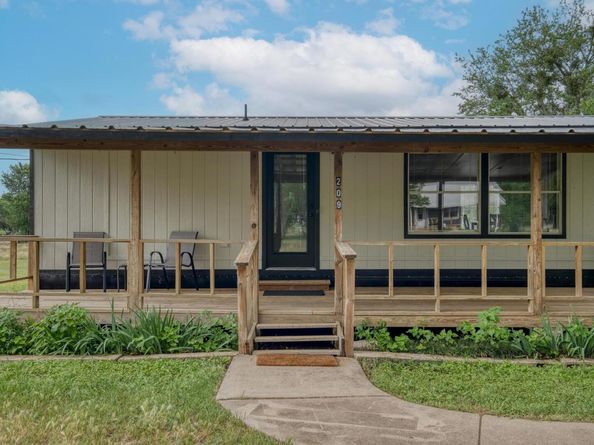 209 Fallwell ST, Liberty Hill TX 78642