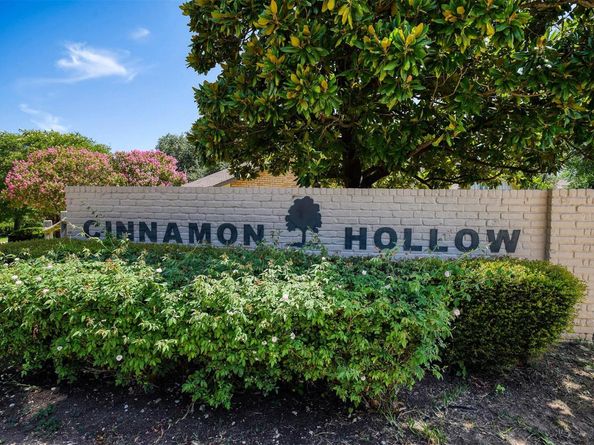 2534 Stoutwood CIR, Austin TX 78745