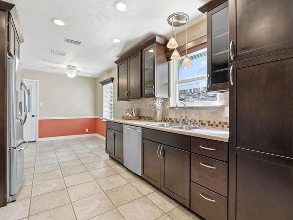 4706 Cap Rock DR, Austin TX 78735