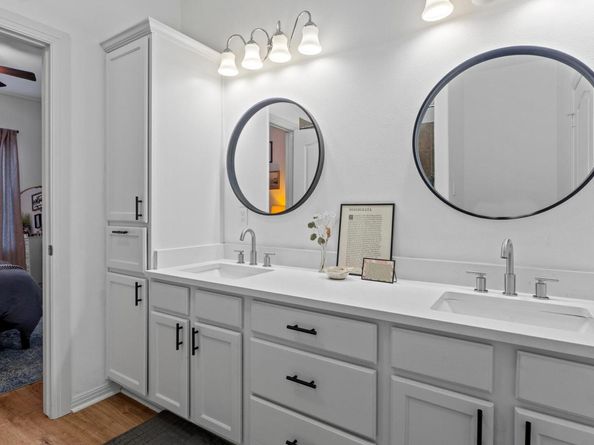 6801 Beckett RD 131R, Austin TX 78749
