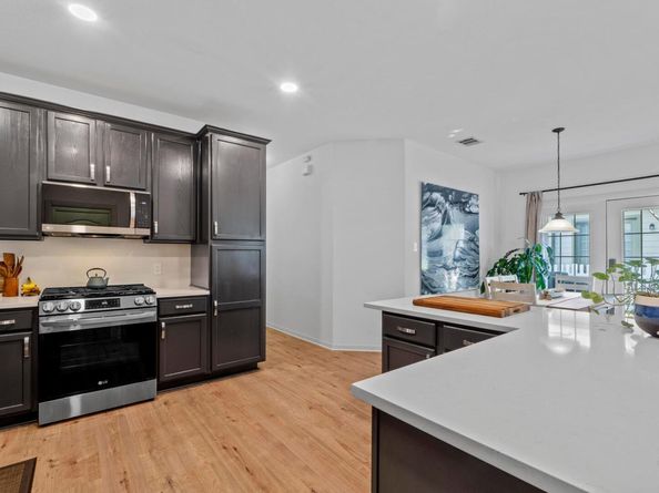 6801 Beckett RD 131R, Austin TX 78749