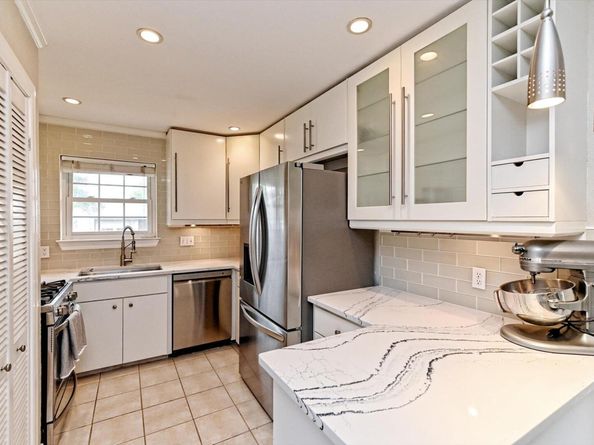 7301 Fire CV, Austin TX 78749