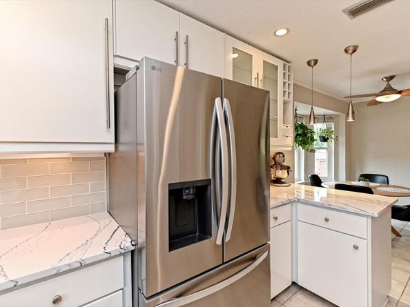 7301 Fire CV, Austin TX 78749