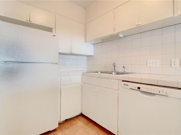 2122 Hancock DR 105, Austin TX 78756