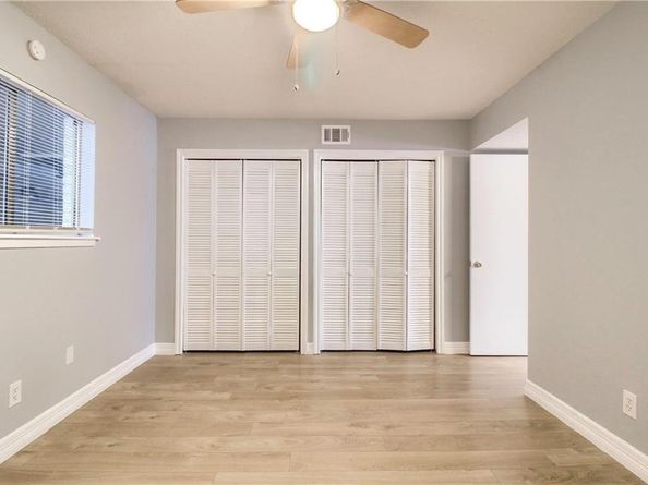 2122 Hancock DR 105, Austin TX 78756