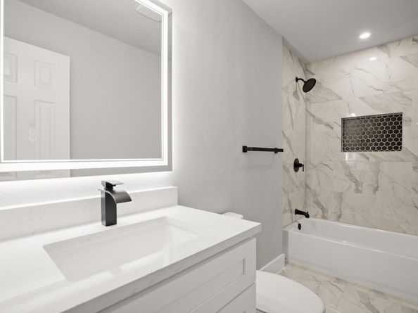 11462 Bristle Oak TRL, Austin TX 78750