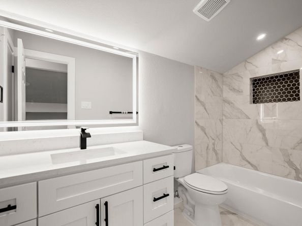 11462 Bristle Oak TRL, Austin TX 78750
