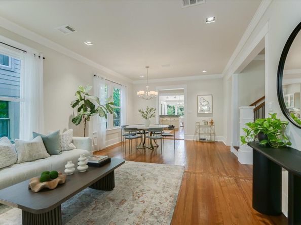 617 Oakland Ave, Austin TX 78703