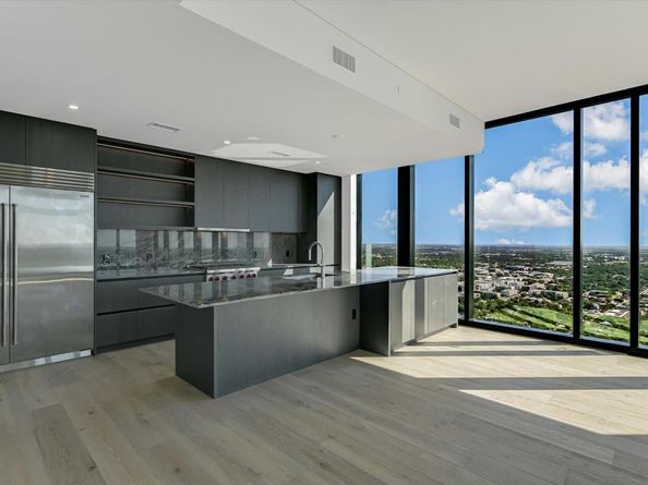 610 Davis ST 4501, Austin TX 78701