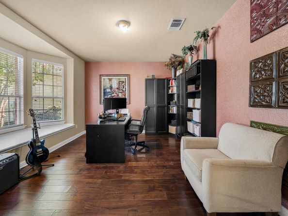 1114 Challa DR, Cedar Park TX 78613