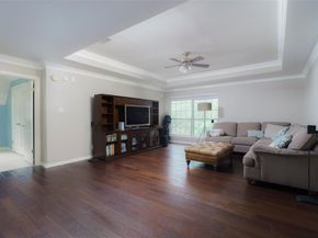 10619 Skyflower DR, Austin TX 78759