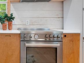 1405 Cometa ST, Austin TX 78721