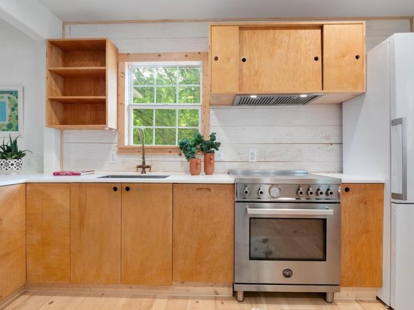 1405 Cometa ST, Austin TX 78721