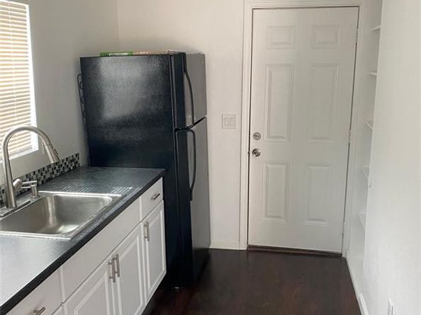 2108 E 12th ST, Austin TX 78702