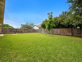 105 Rosebud LN, Georgetown TX 78633