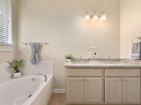 105 Rosebud LN, Georgetown TX 78633