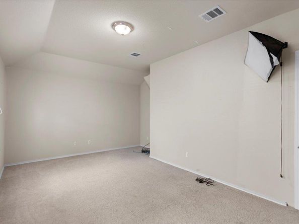 2001 Stephanne Creek CV, Austin TX 78744