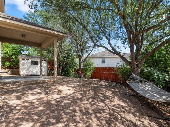 2001 Stephanne Creek CV, Austin TX 78744