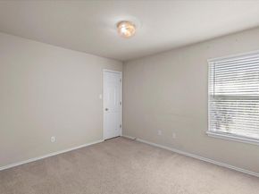 2001 Stephanne Creek CV, Austin TX 78744