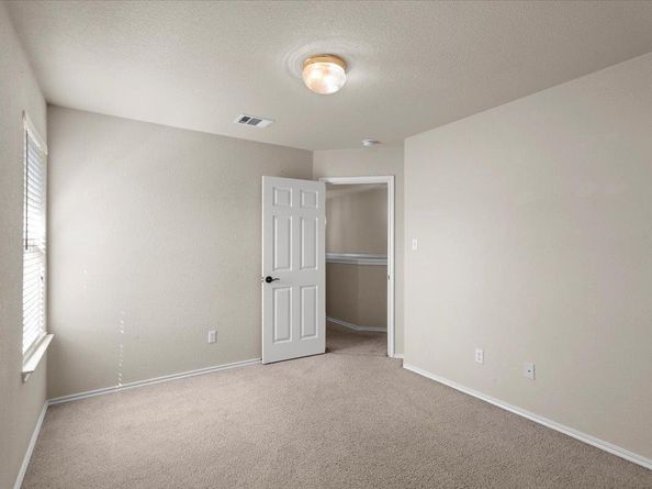2001 Stephanne Creek CV, Austin TX 78744