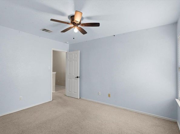 2001 Stephanne Creek CV, Austin TX 78744