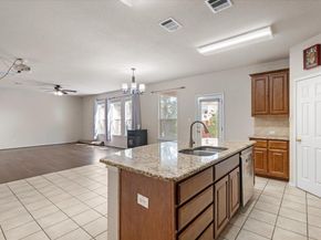2001 Stephanne Creek CV, Austin TX 78744