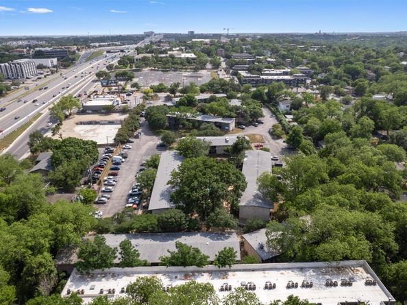 1304 Mariposa DR 231, Austin TX 78704