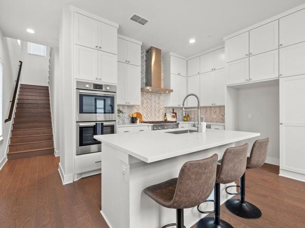 4410 Grotto DR, Austin TX 78731