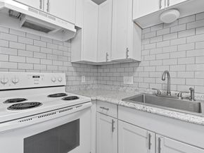 1840 Burton DR 133, Austin TX 78741