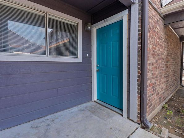1840 Burton DR 133, Austin TX 78741