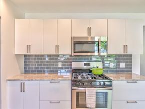 8107 Lazy LN, Austin TX 78757