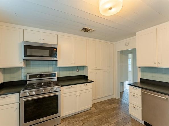 1210 Coleto ST, Austin TX 78702