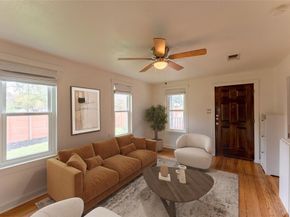 1210 Coleto ST, Austin TX 78702
