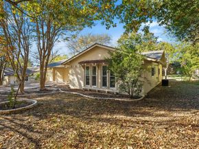 6710 Kings PT W, Austin TX 78723