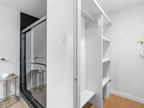 6710 Kings PT W, Austin TX 78723