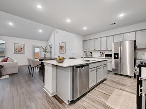 7517 Peggie Nell DR, Austin TX 78724