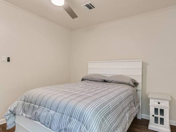 1202 Loma #A & B DR, Austin TX 78741