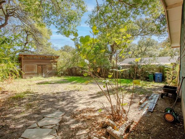 7607 Forest Wood RD, Austin TX 78745