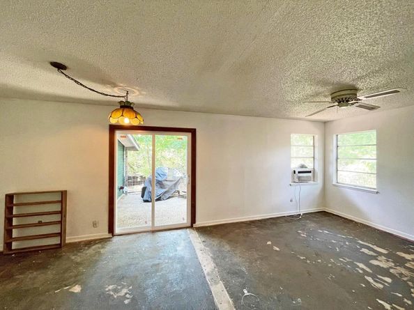 7607 Forest Wood RD, Austin TX 78745