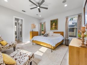 2100 E 10th ST, Austin TX 78702