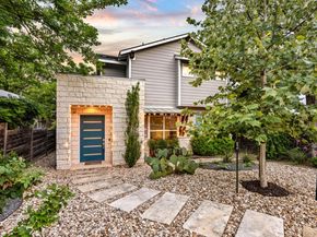 2100 E 10th ST, Austin TX 78702