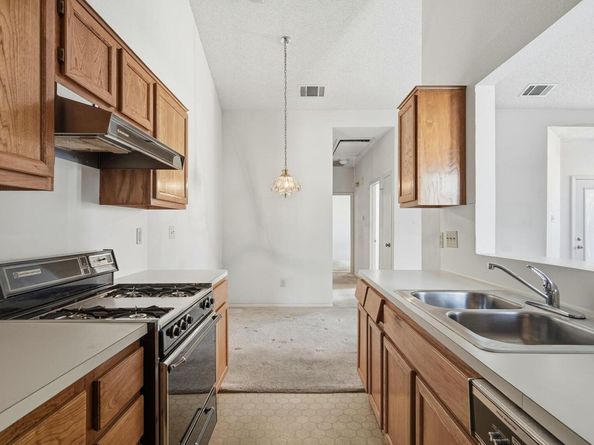 6501 Brush Country RD 120, Austin TX 78749