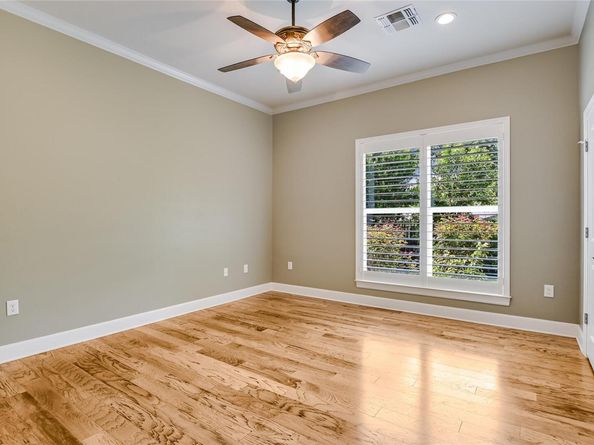 1218 Haven LN 102, Georgetown TX 78626