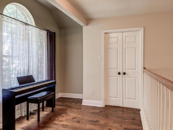 10601 Queensbury CV, Austin TX 78726