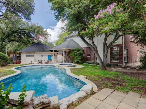 10601 Queensbury CV, Austin TX 78726