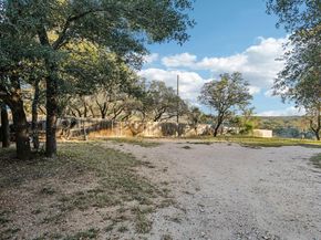 24333 Pedernales Cliff TRL, Spicewood TX 78669