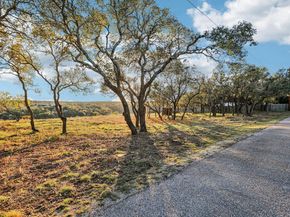 24333 Pedernales Cliff TRL, Spicewood TX 78669