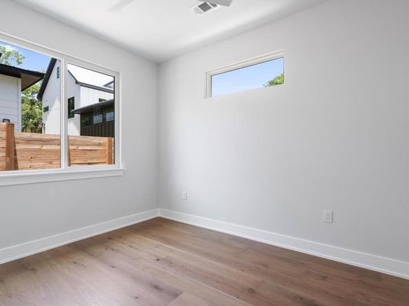 2713 Stacy LN 2, Austin TX 78704