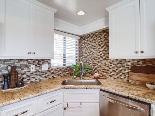 6420 Goodwin St, San Diego CA 92111