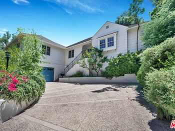 1231 Club View Drive